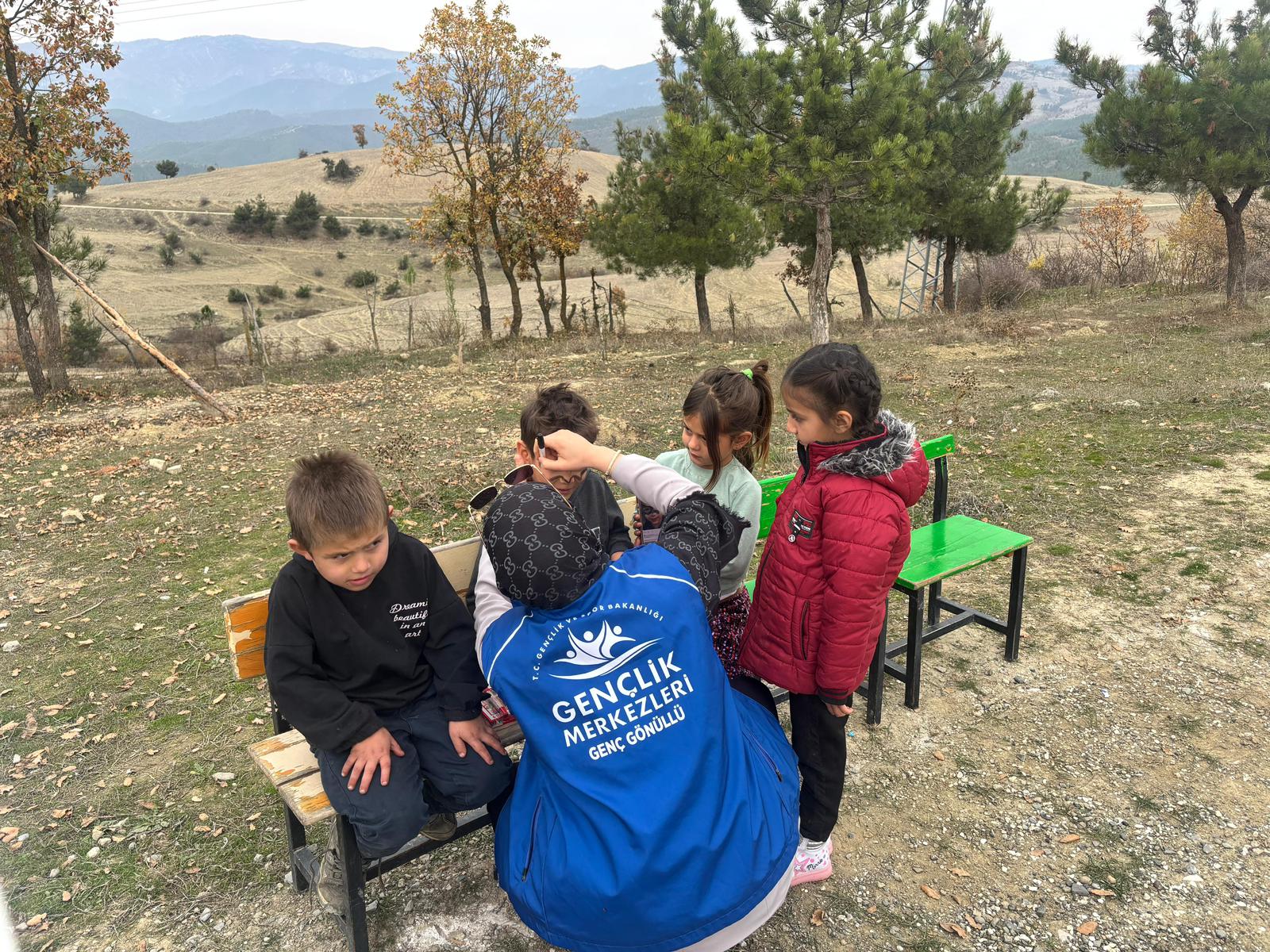 Samsun'da Uzak Köylerin Öğretmenleri Unutulmadı