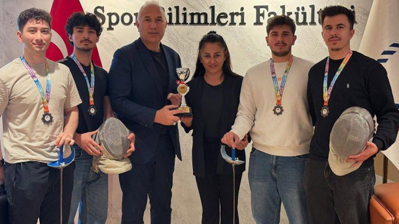 OMÜ, Ünilig Eskrim Şampiyonası’nda Türkiye Üçüncüsü!