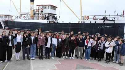 Büyükşehir'den Öğrencilere Tarih Ve Kültür Dolu Müze Gezisi