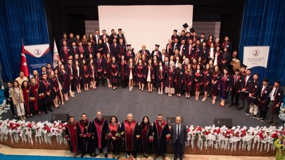 OMÜ'de Mezuniyet Coşkusu Başladı! 96 Genç Veteriner Hekim Samsun'dan Meslek Hayatına Adım Attı