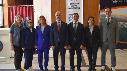 OMÜ’de Bayram Coşkusu: Rektörlük Üst Yönetimi Personelle Bayramlaştı