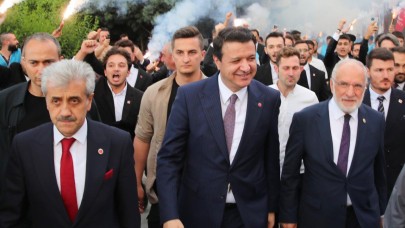 Saadet Partisi Genel Başkanı Mahmut Arıkan Samsun’da Konuştu: "Tehdit Büyük, Türkiye Üslerini ve Limanlarını Kapatmalıdır"