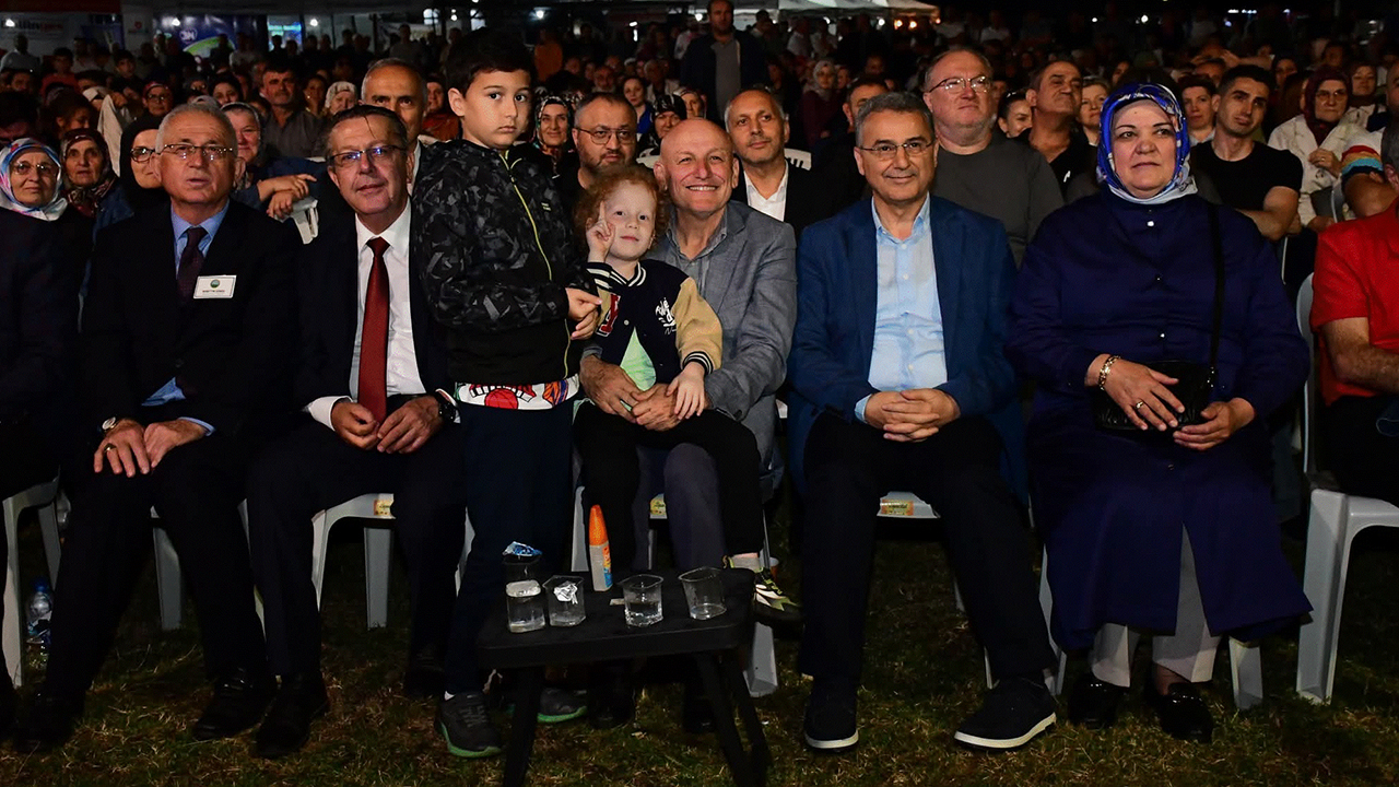 Terme’de Kafkas Rüzgârı Esti: Ortasöğütlü’de Kültür ve Dansla Dolu Şölen