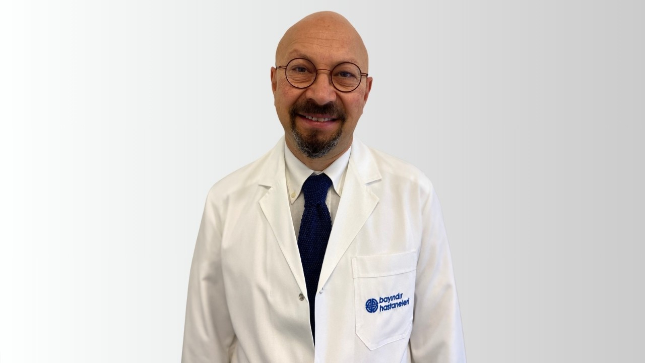 Prof. Dr. Sümer, Alzheimer’da Erken Tanı Hayati Önem Taşıyor