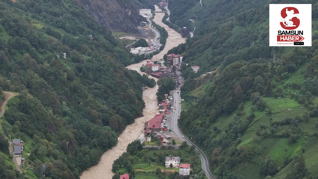 Rize ve Artvin’i Sel Felaketi Vurdu: Dereler Taştı, Köprüler Yıkıldı, Yollar Kapandı