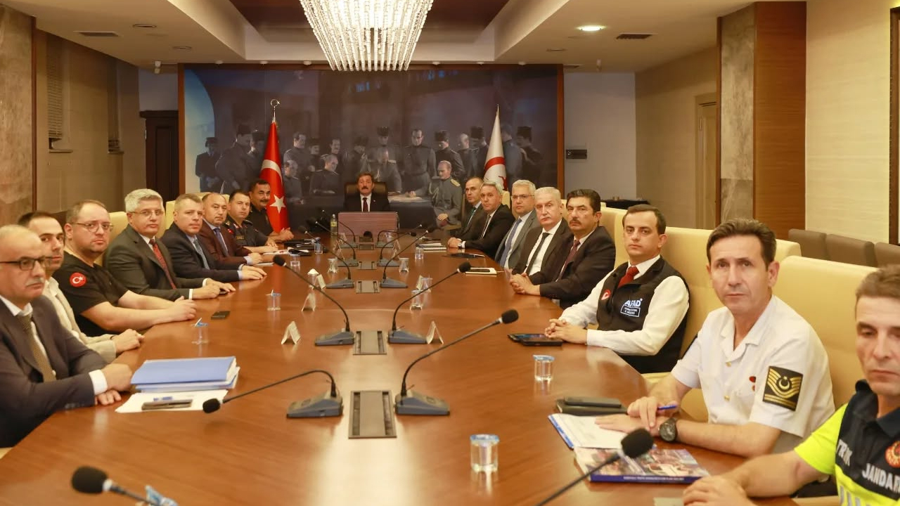 Samsun'da Trafik Güvenliği Stratejisi İl Yürütme Kurulu Toplantısı Yapıldı