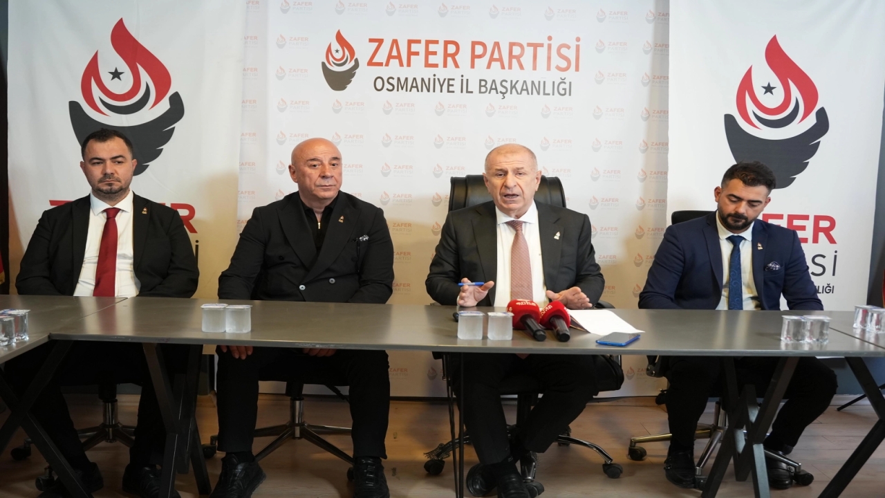 Ümit Özdağ'dan Erdoğan-Trump Görüşmesine Sert Eleştiriler
