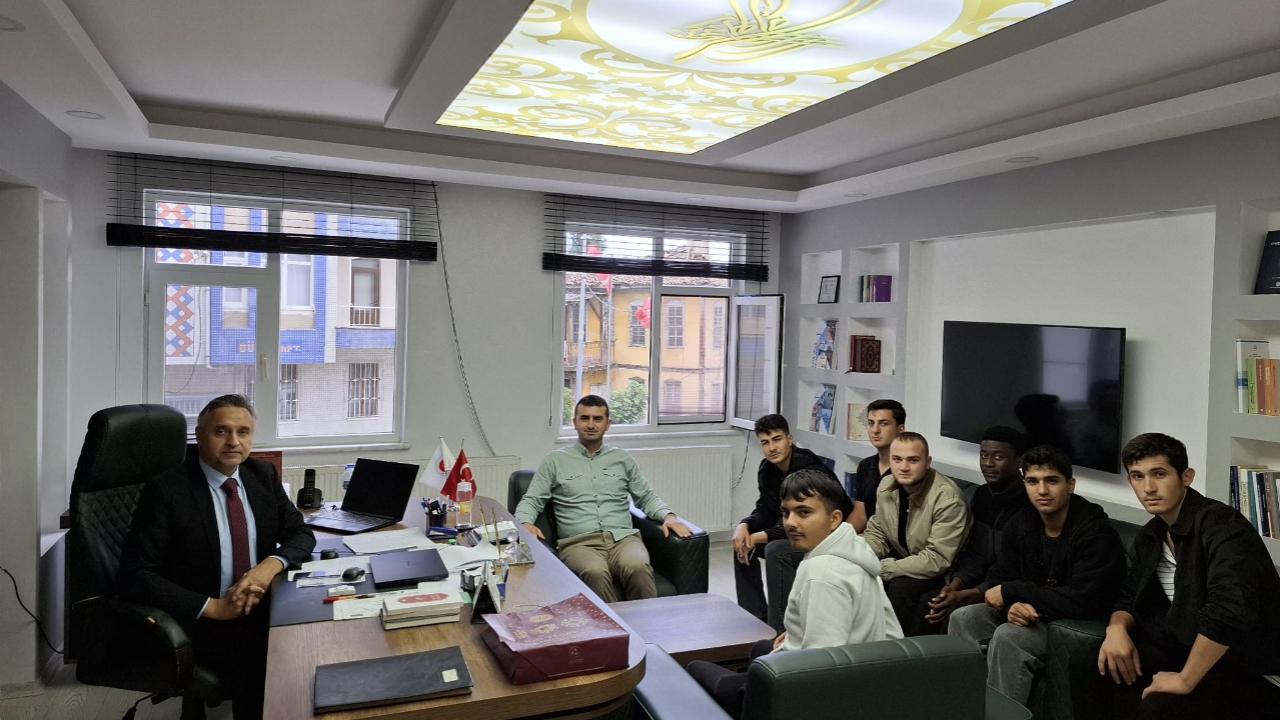 ALAÇAM KYK YURDU ÖĞRENCİLERİNDEN MÜFTÜ BAL’A ZİYARET