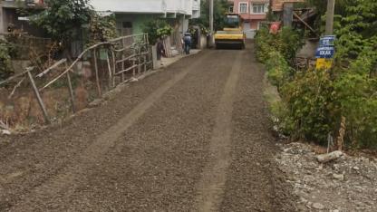 Alaçam'da Altyapı Seferberliği: Dört Koldan Yol Çalışması
