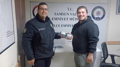 Havza Emniyeti, Cüzdanı Sahibine Teslim etti