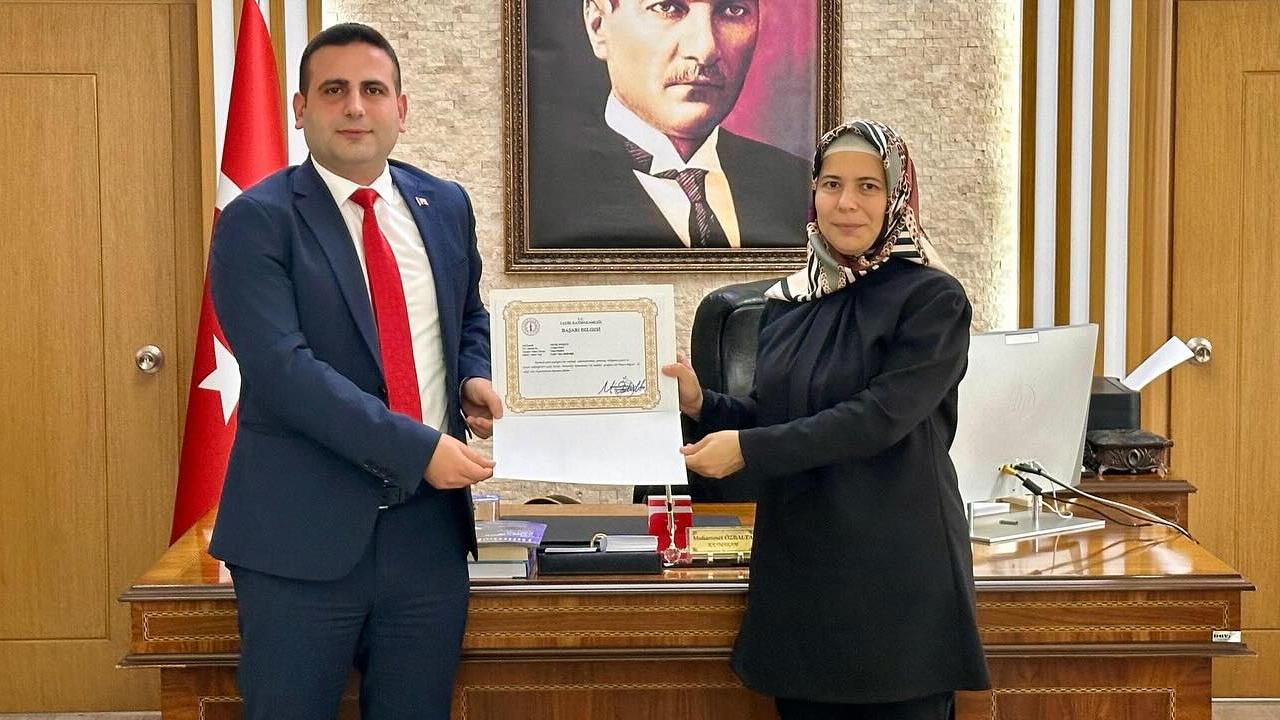 Ladik'te Görev Değişimi, Tapu Müdürü Dilek Dursun'un Veda Etti