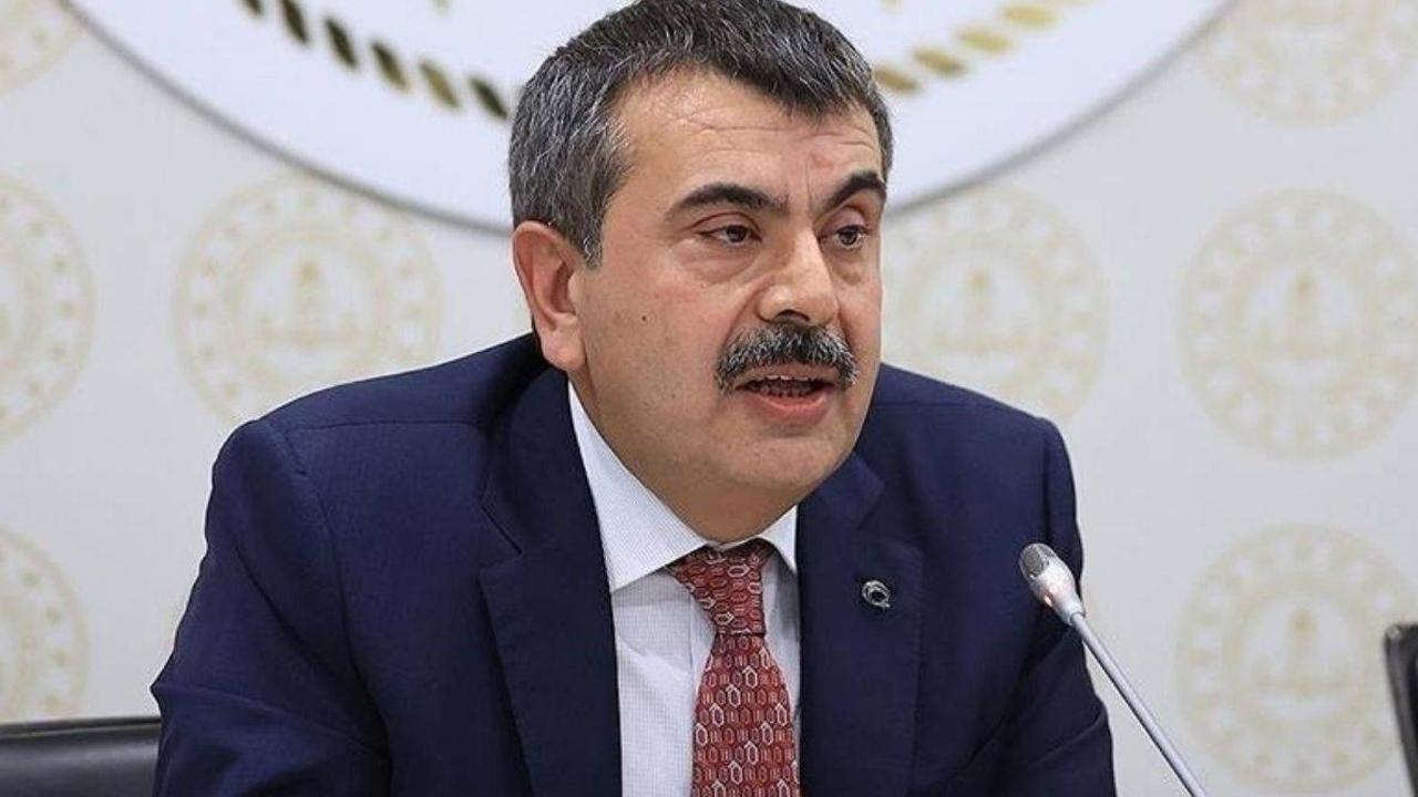 MEB&#039;den Açıklama Öğrenci ve Öğretmenler İçin Serbest Kıyafet Dönemi Bitiyor