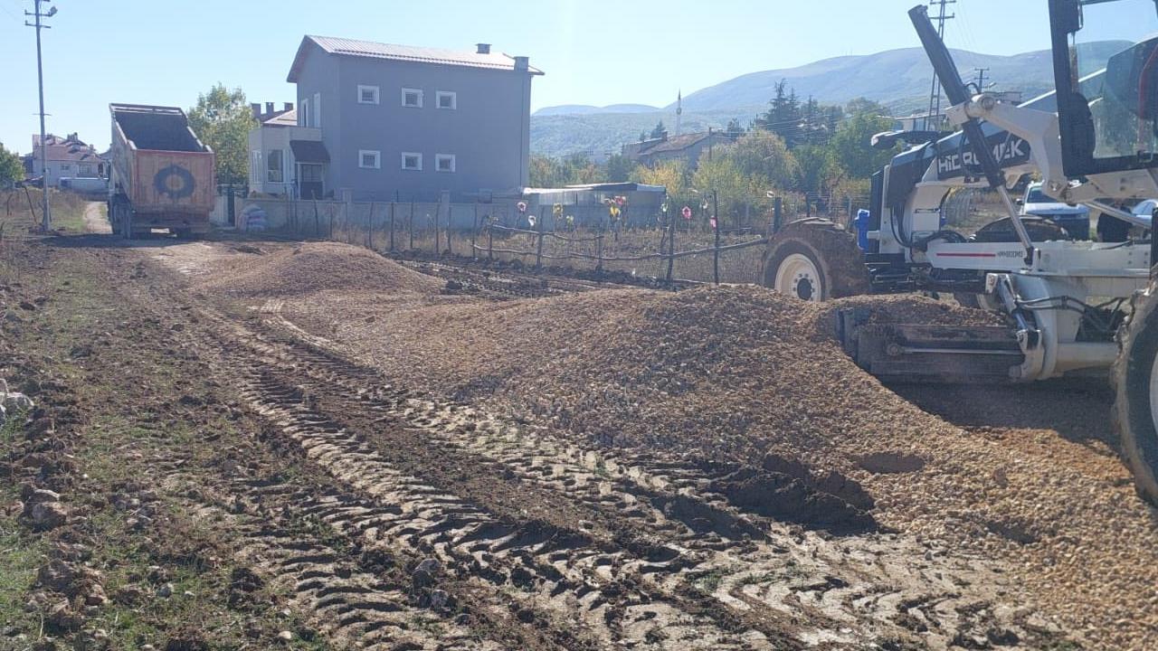 Ladik'tte Eş Zamanlı Hizmet 9 Mahallede Altyapı ve Çevre Çalışması
