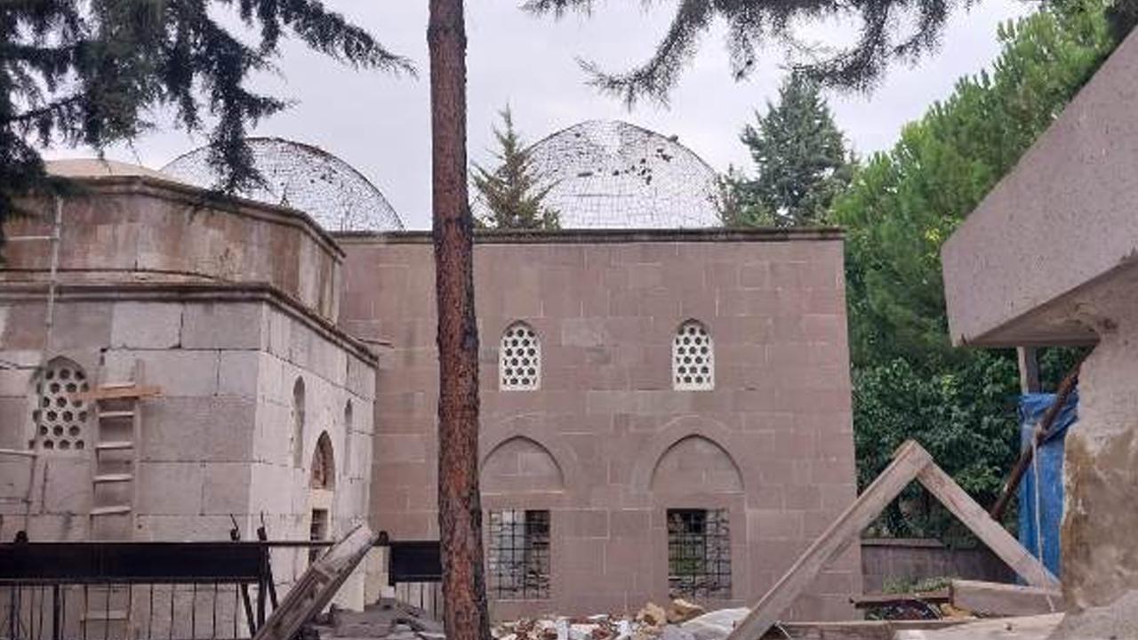 Tarihi Tacettin Paşa Camisi Orijinal Görünümüne Kavuşuyor