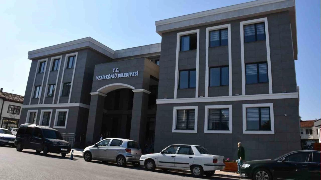 Vezirköprü&#039;nün Yeni Yüzü, Modern Belediye Binası Hizmete Açıldı