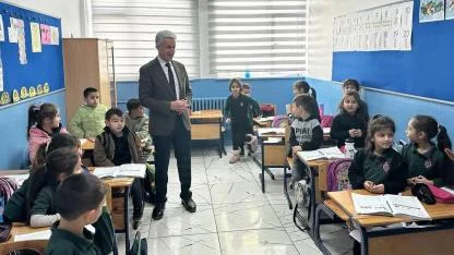 Atakum'dan Yakakent'e gönül köprüsü: Minik yürekler 'Kardeş Okul' ile ısındı!