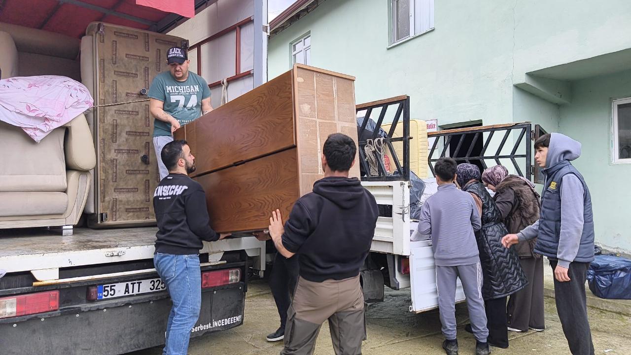 BAFRA UMUT DERNEĞİ’NDEN GÜMÜŞOVA MAHALLESİNE YARDIM ELİ